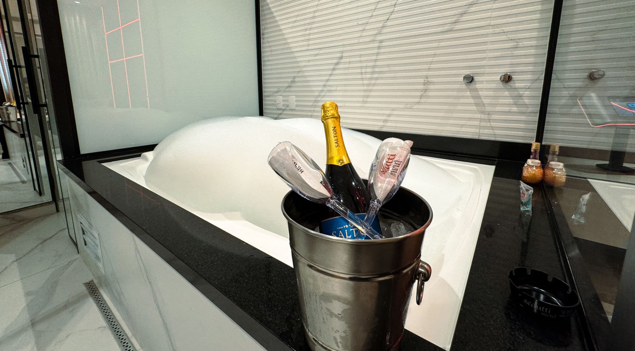 imagem da suíte love 